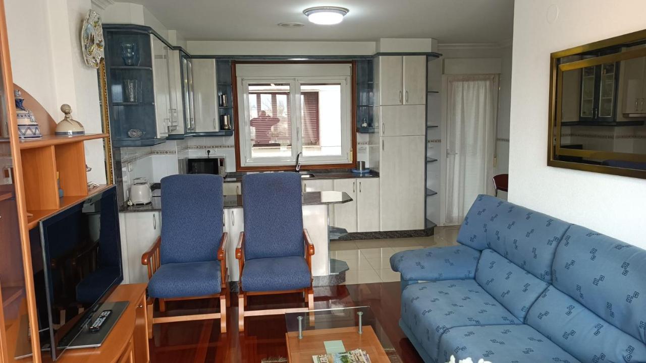 מונפורט דה למוס Apartamento Avelina מראה חיצוני תמונה