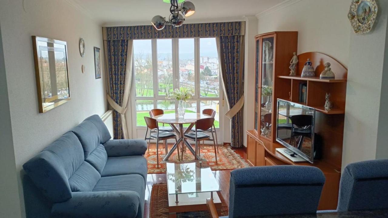 מונפורט דה למוס Apartamento Avelina מראה חיצוני תמונה